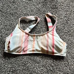 Swimsuit top, size small